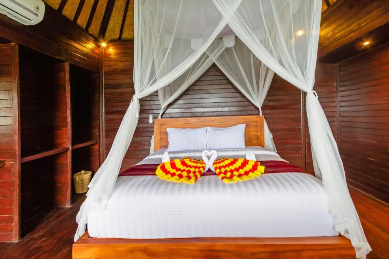 Ocean Hostel Ceningan Island Exterior photo