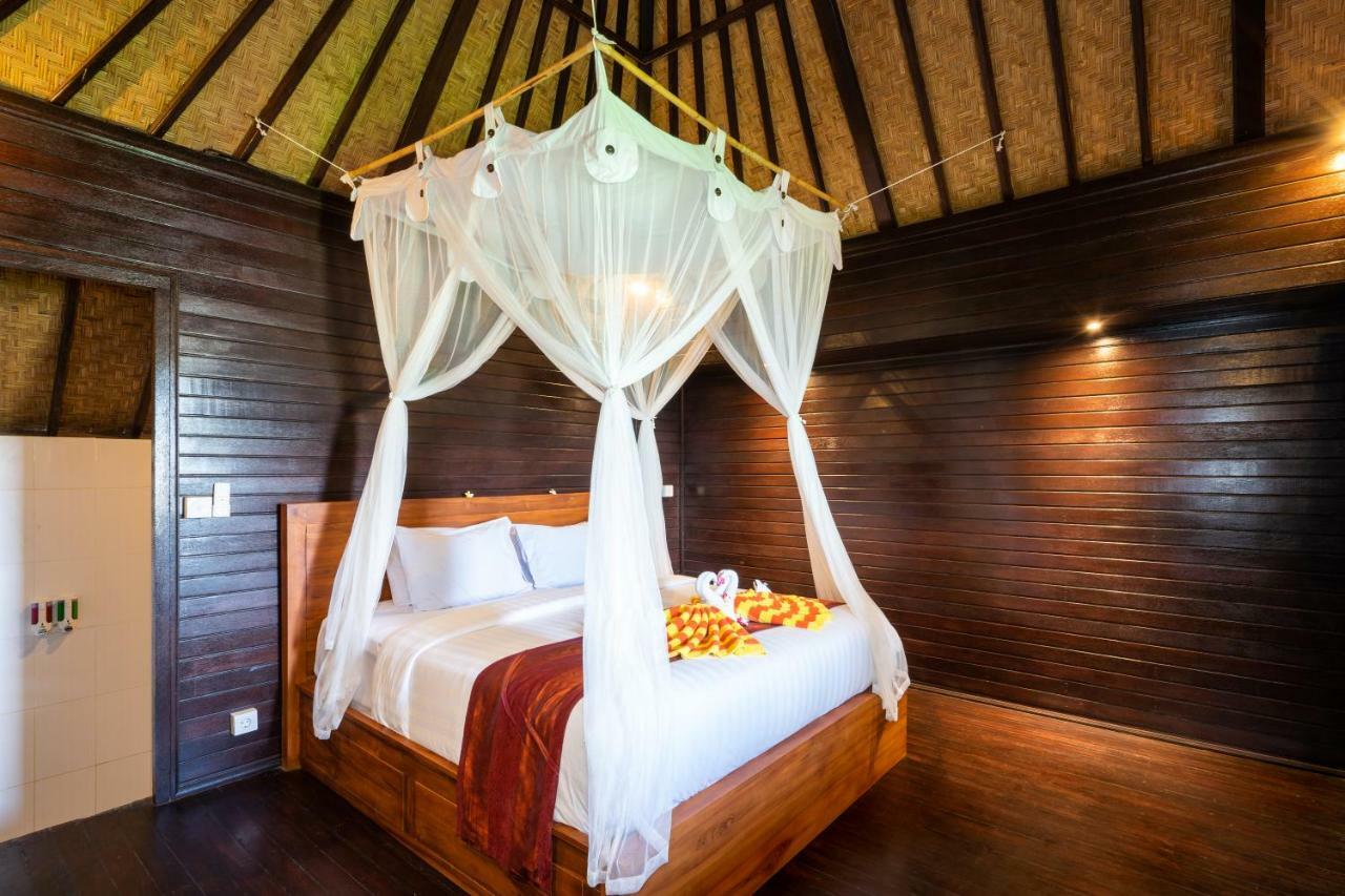 Ocean Hostel Ceningan Island Exterior photo