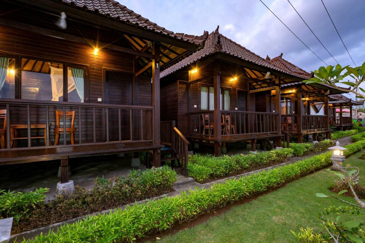 Ocean Hostel Ceningan Island Exterior photo